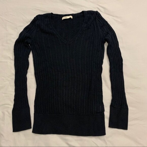 4 Old Navy women’s long sleeve see through shirts. - Picture 7 of 12